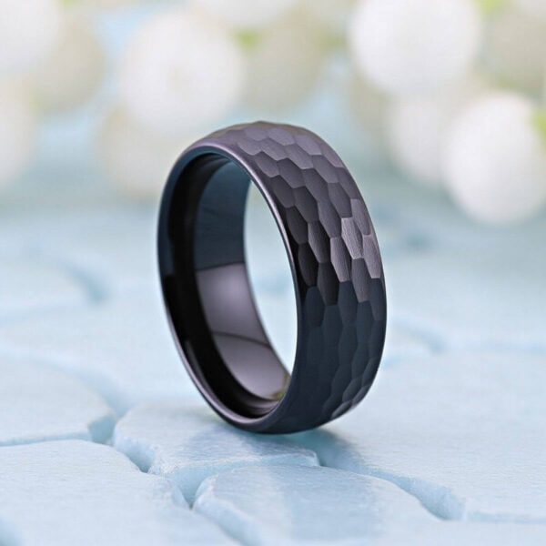 Black ring for gents - hammered effect band
