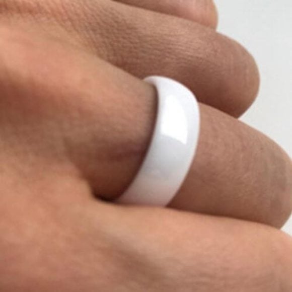 Snow Drift – Stylish white ceramic ring for men Man wearing white ceramic ring